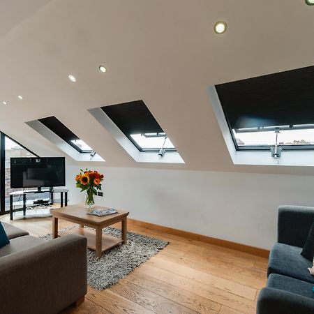 Base Serviced Apartments - Sir Thomas Street Liverpool Dış mekan fotoğraf