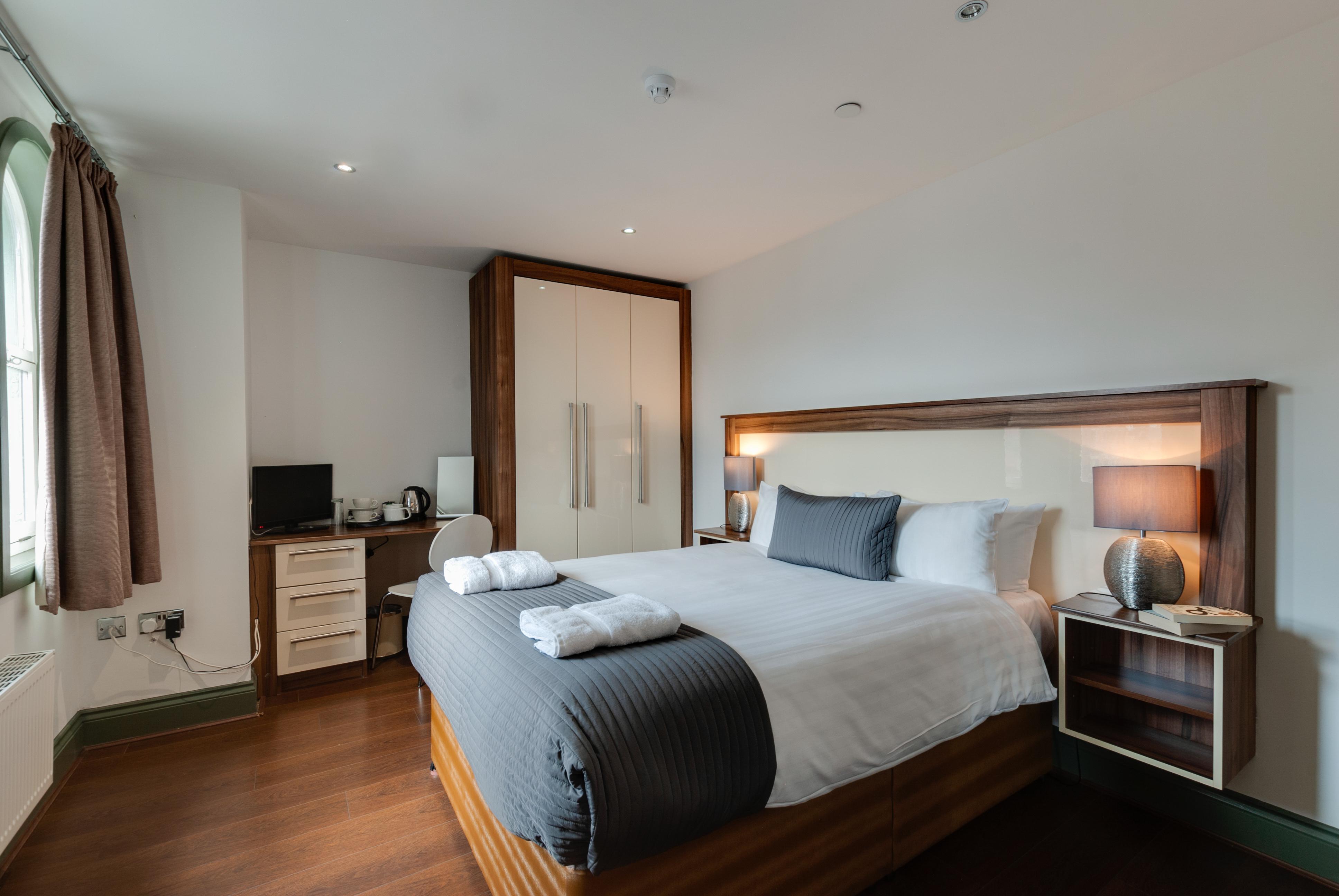 Base Serviced Apartments - Sir Thomas Street Liverpool Dış mekan fotoğraf