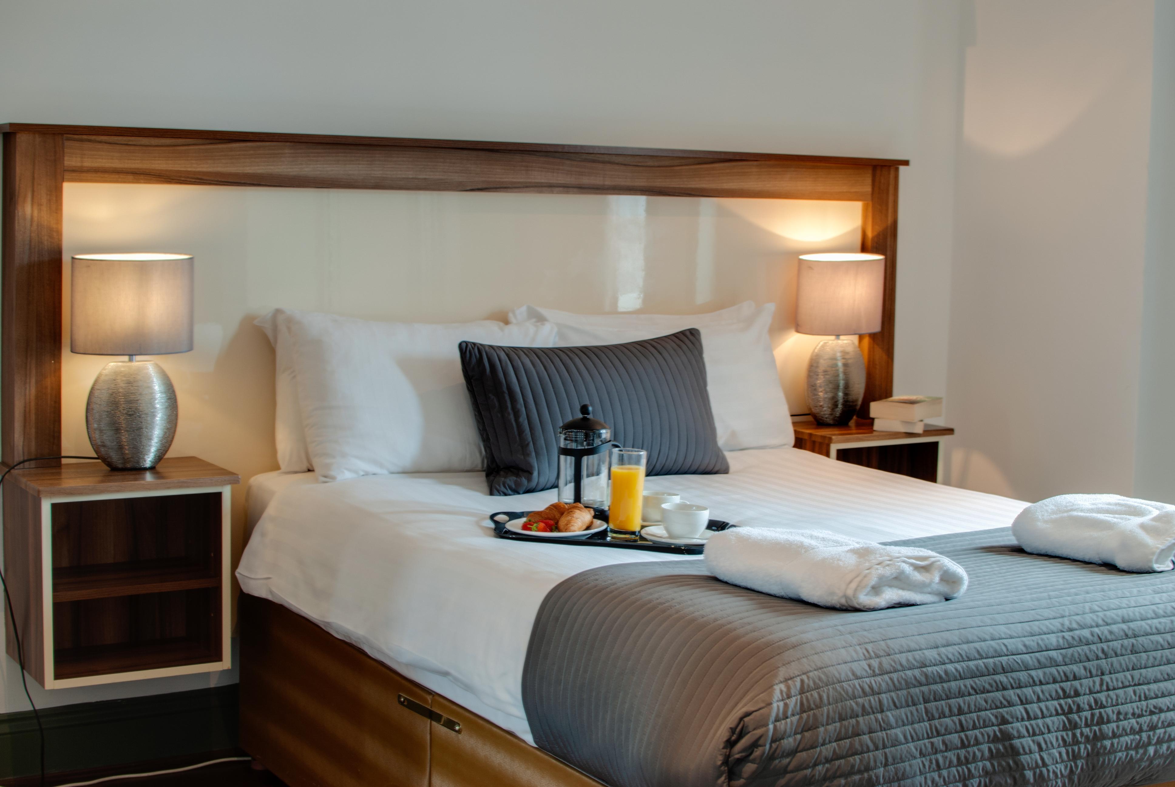 Base Serviced Apartments - Sir Thomas Street Liverpool Dış mekan fotoğraf