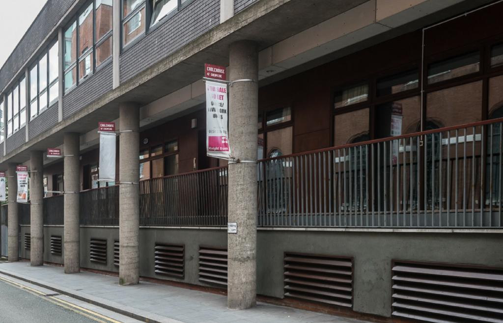 Base Serviced Apartments - Sir Thomas Street Liverpool Dış mekan fotoğraf