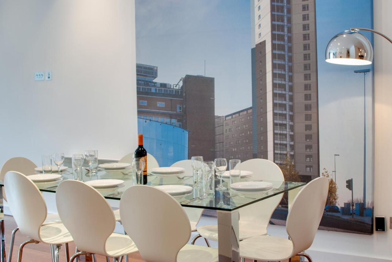 Base Serviced Apartments - Sir Thomas Street Liverpool Dış mekan fotoğraf
