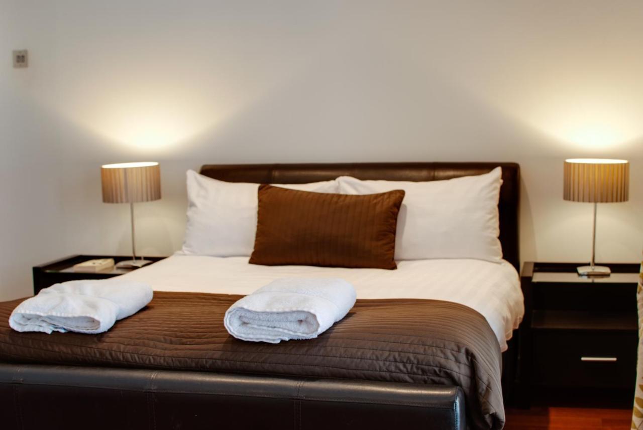Base Serviced Apartments - Sir Thomas Street Liverpool Dış mekan fotoğraf