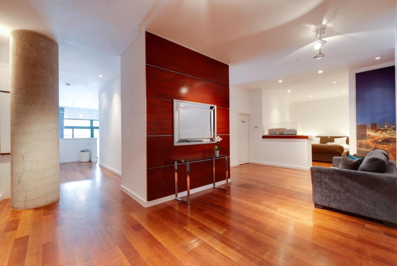 Base Serviced Apartments - Sir Thomas Street Liverpool Dış mekan fotoğraf
