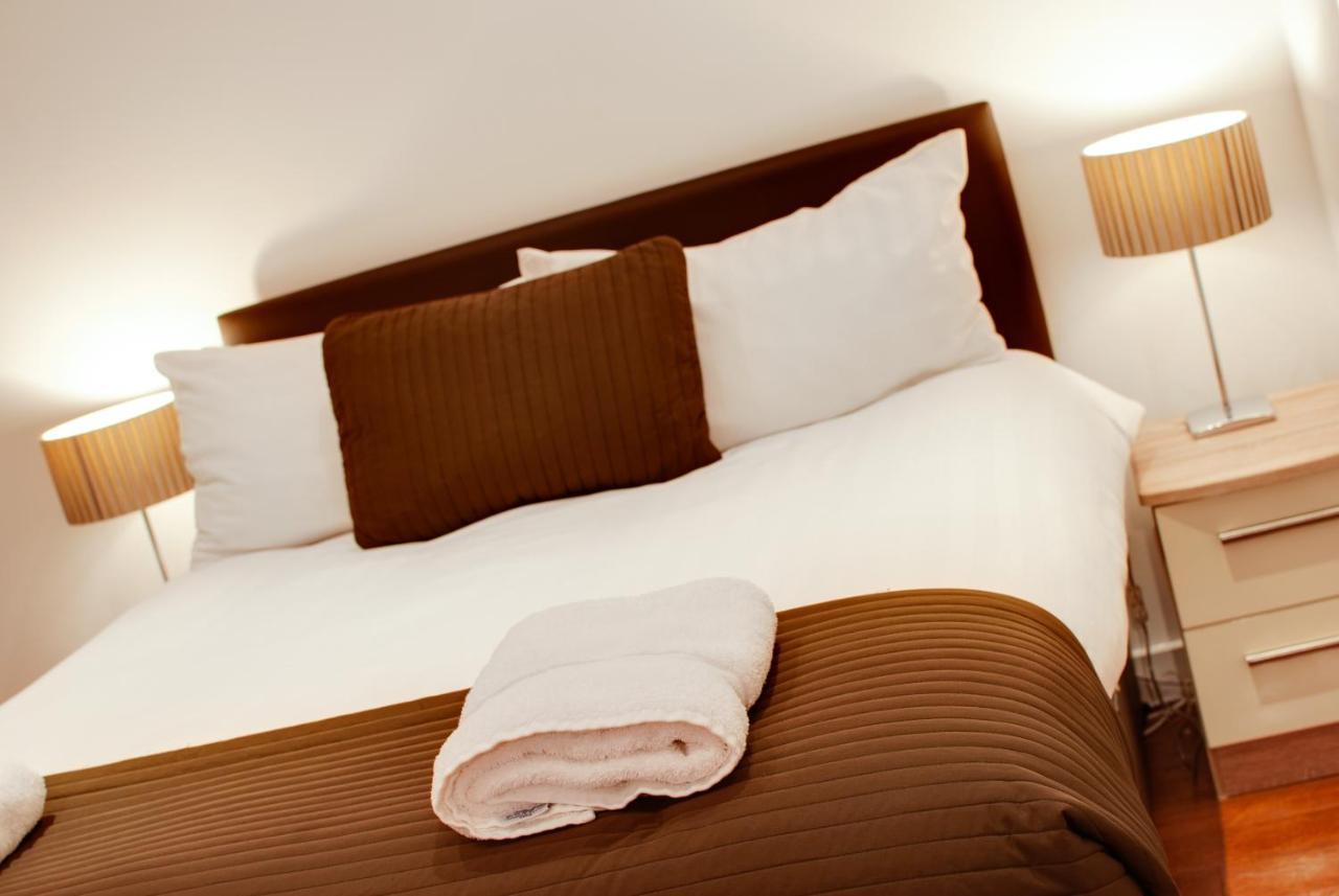 Base Serviced Apartments - Sir Thomas Street Liverpool Dış mekan fotoğraf