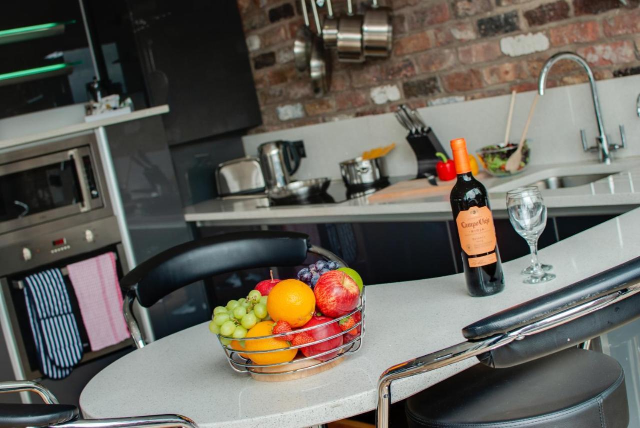 Base Serviced Apartments - Sir Thomas Street Liverpool Dış mekan fotoğraf